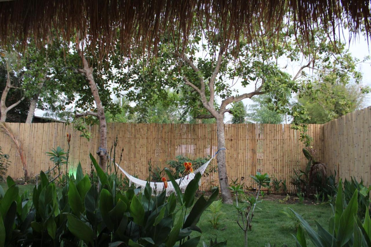 Turtle House Lombok Hotel Kuta  Exterior photo