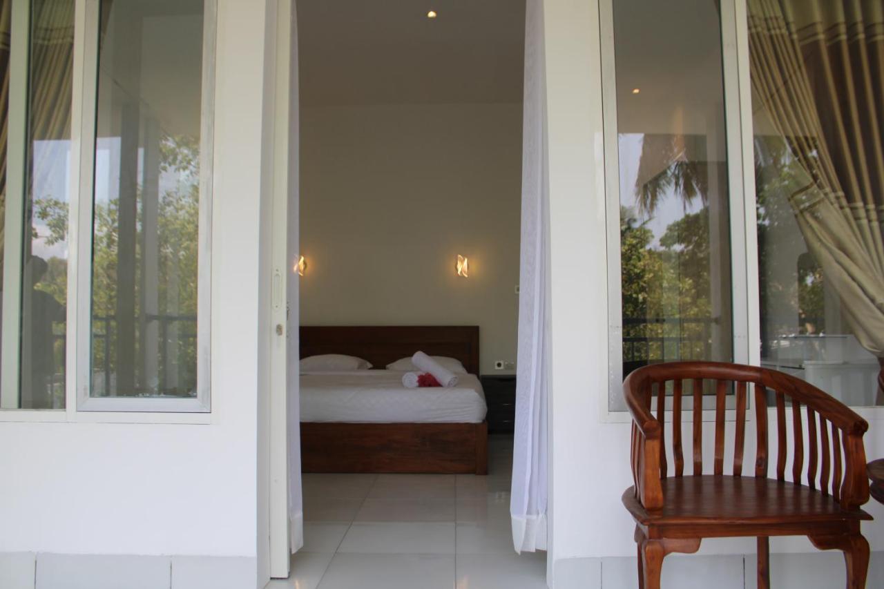 Turtle House Lombok Hotel Kuta  Exterior photo