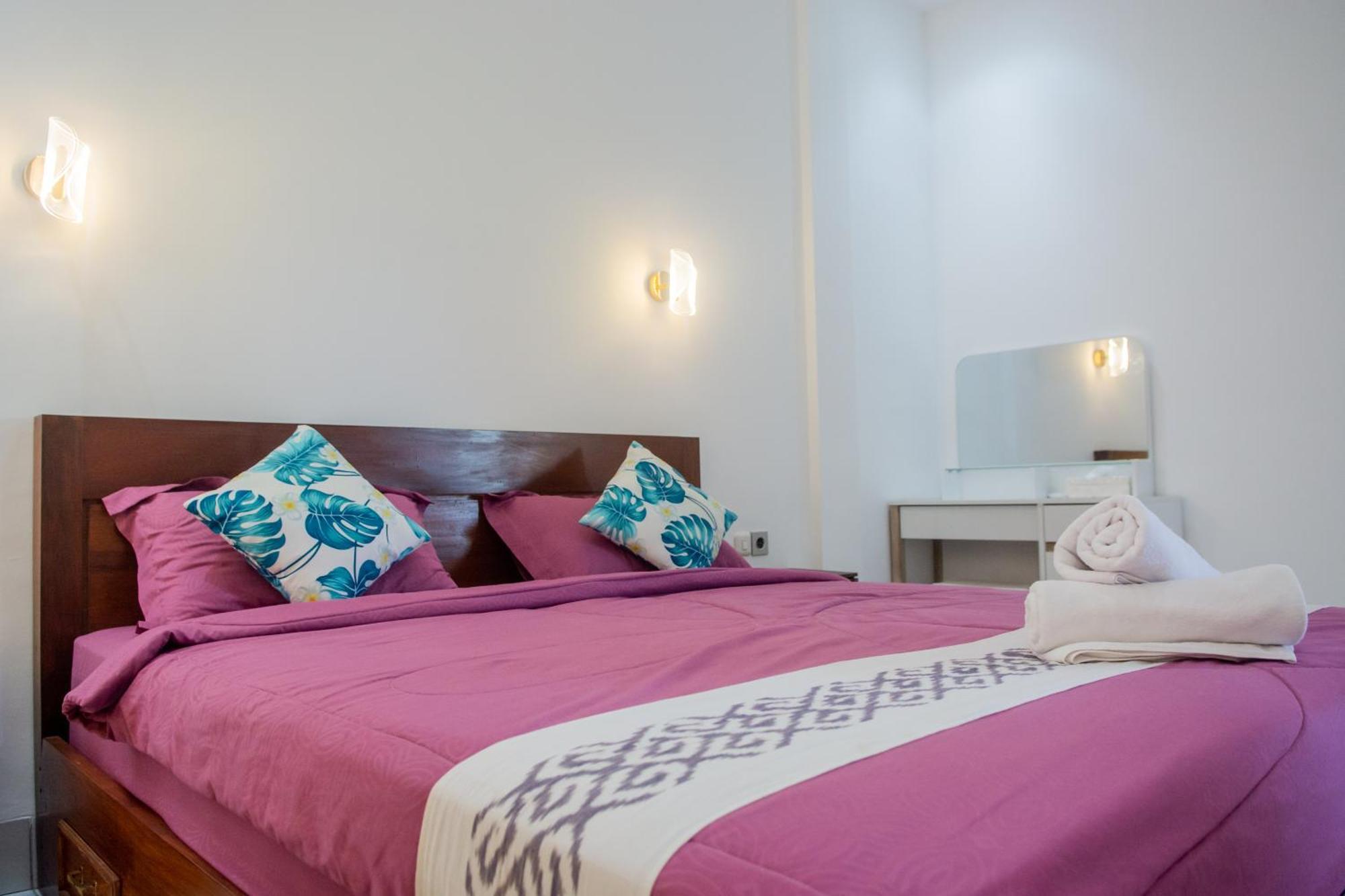 Turtle House Lombok Hotel Kuta  Exterior photo
