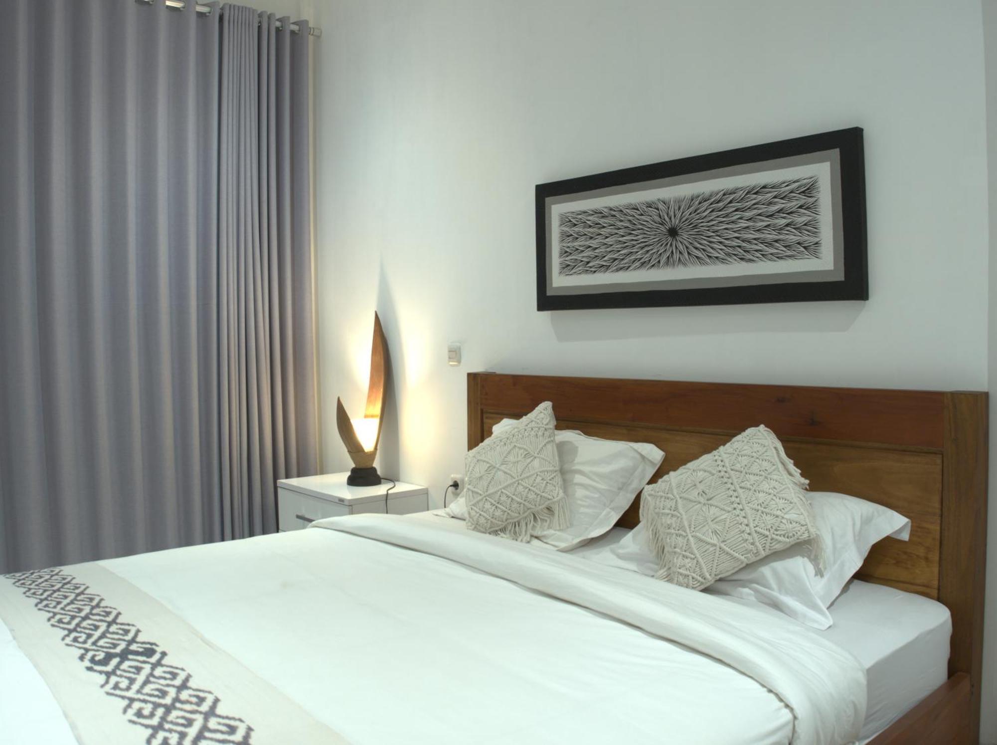 Turtle House Lombok Hotel Kuta  Exterior photo