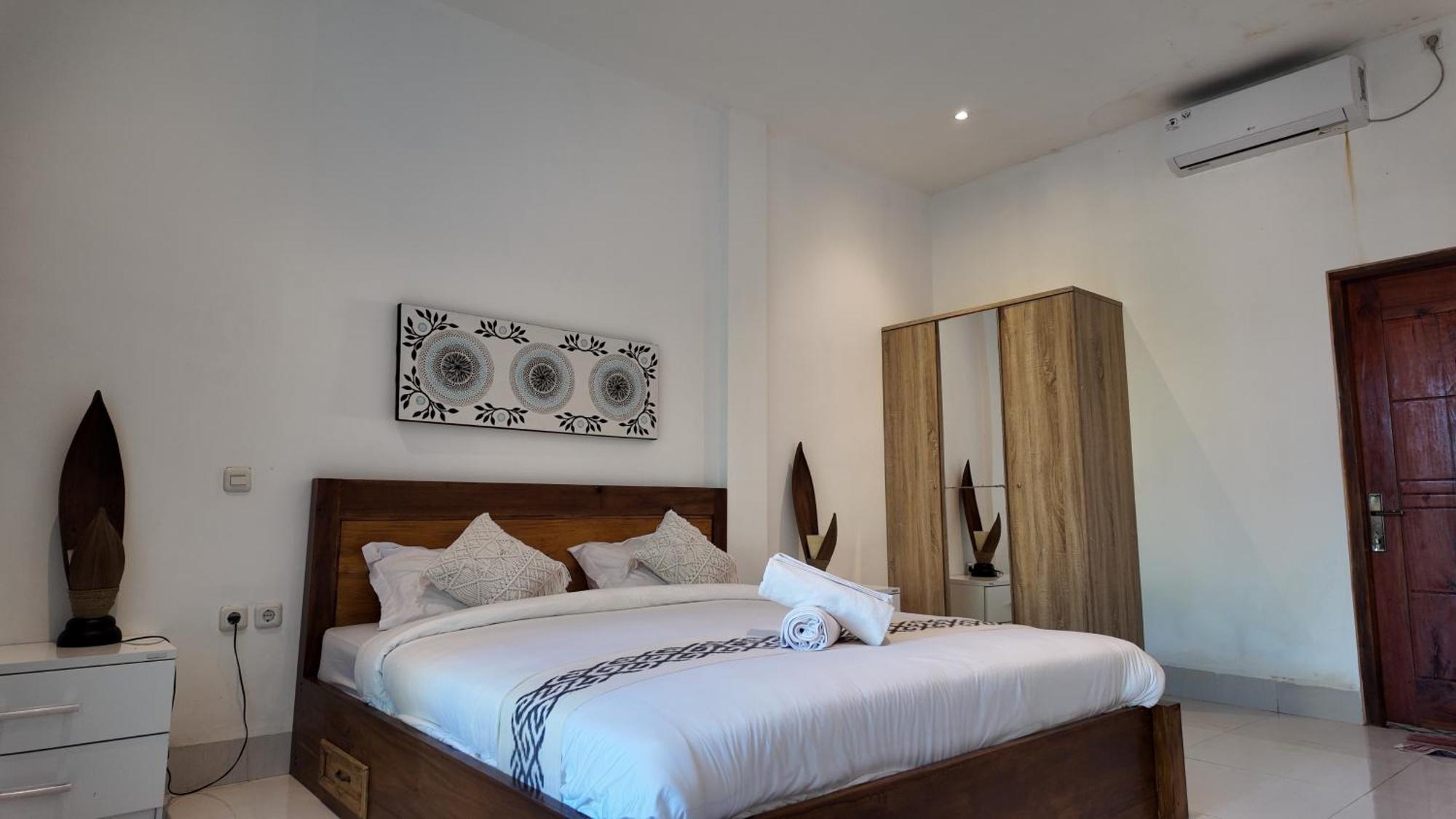 Turtle House Lombok Hotel Kuta  Exterior photo